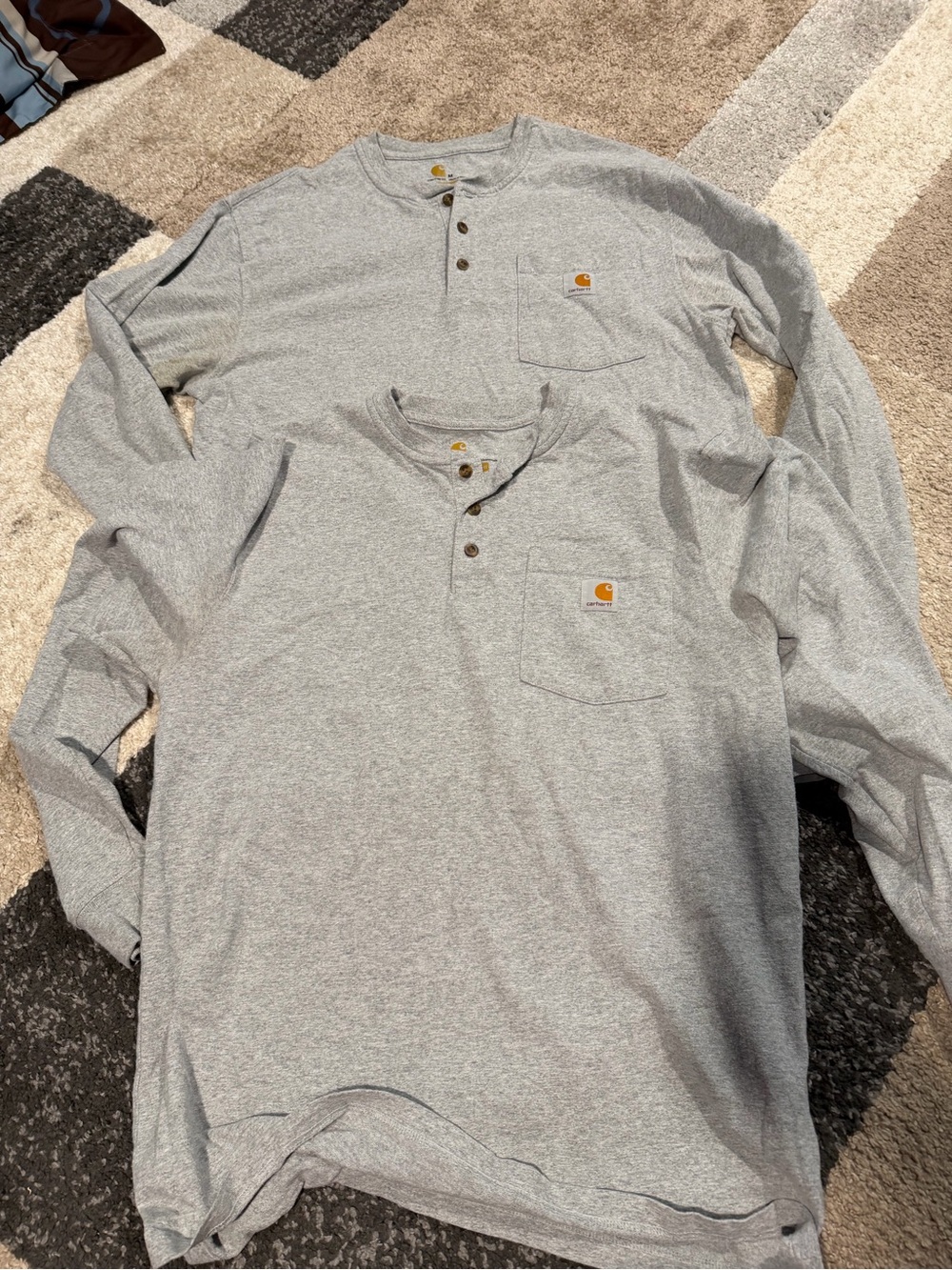 Carhartt Men’s Light Gray Long-Sleeve Henley Pocket Shirt